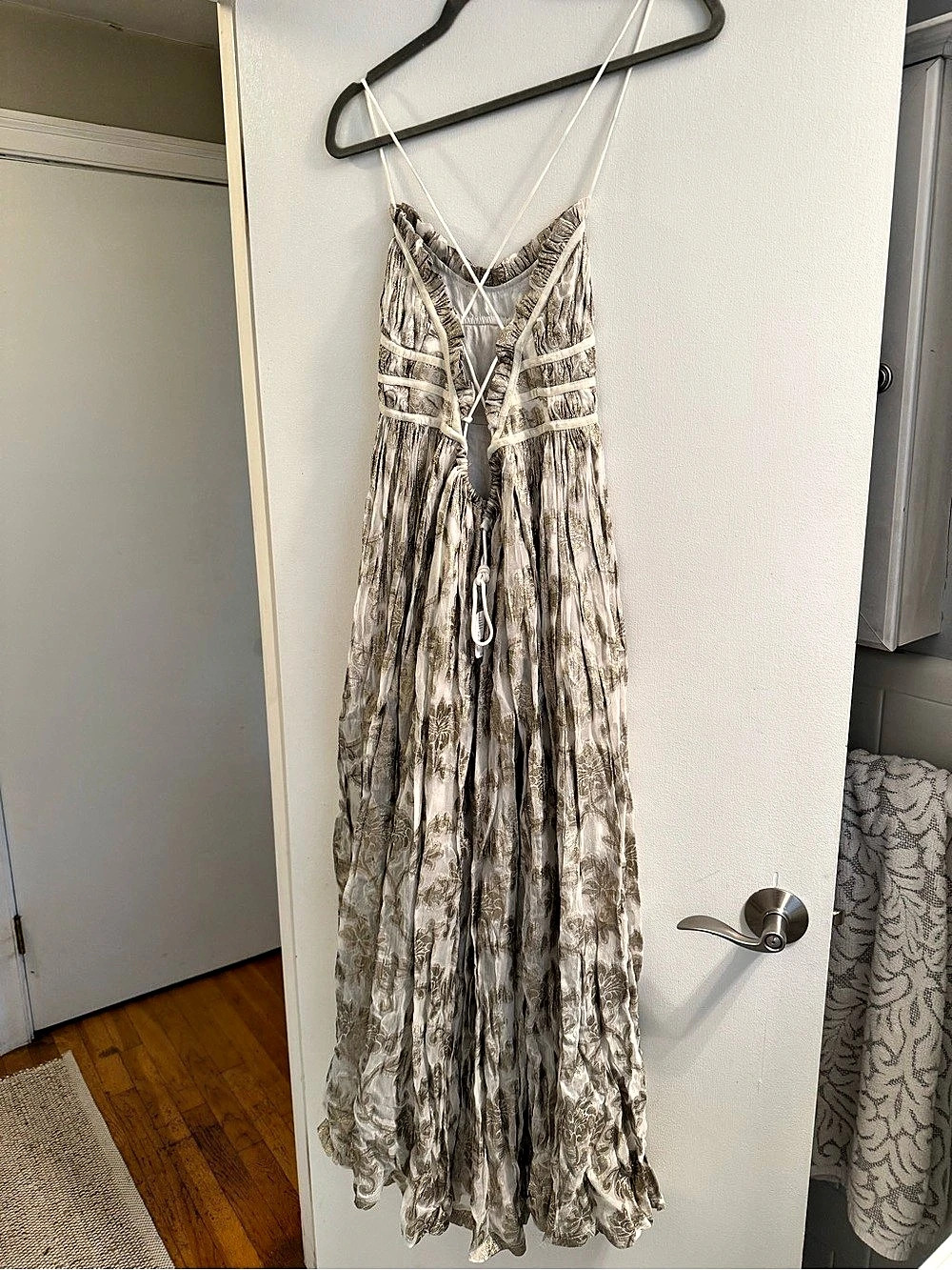 Nasty Gal Abstract Maxi Dress in Brown & White Size Small NWT